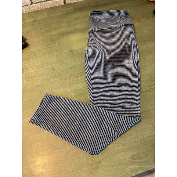 Striped High-Waisted Yoga Leggings - Size M - Navy & Gray - VOGO - Stretchy Acti - Picture 1 of 6